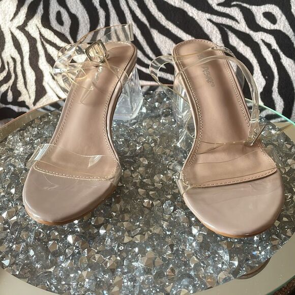NWOT Public desire lucite clear translucent transparent pink nude kitten heels - Picture 4 of 11